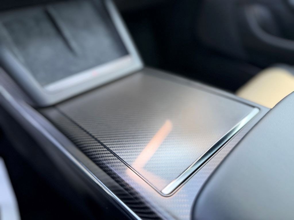 Used 2022 Tesla Model S Plaid image 23