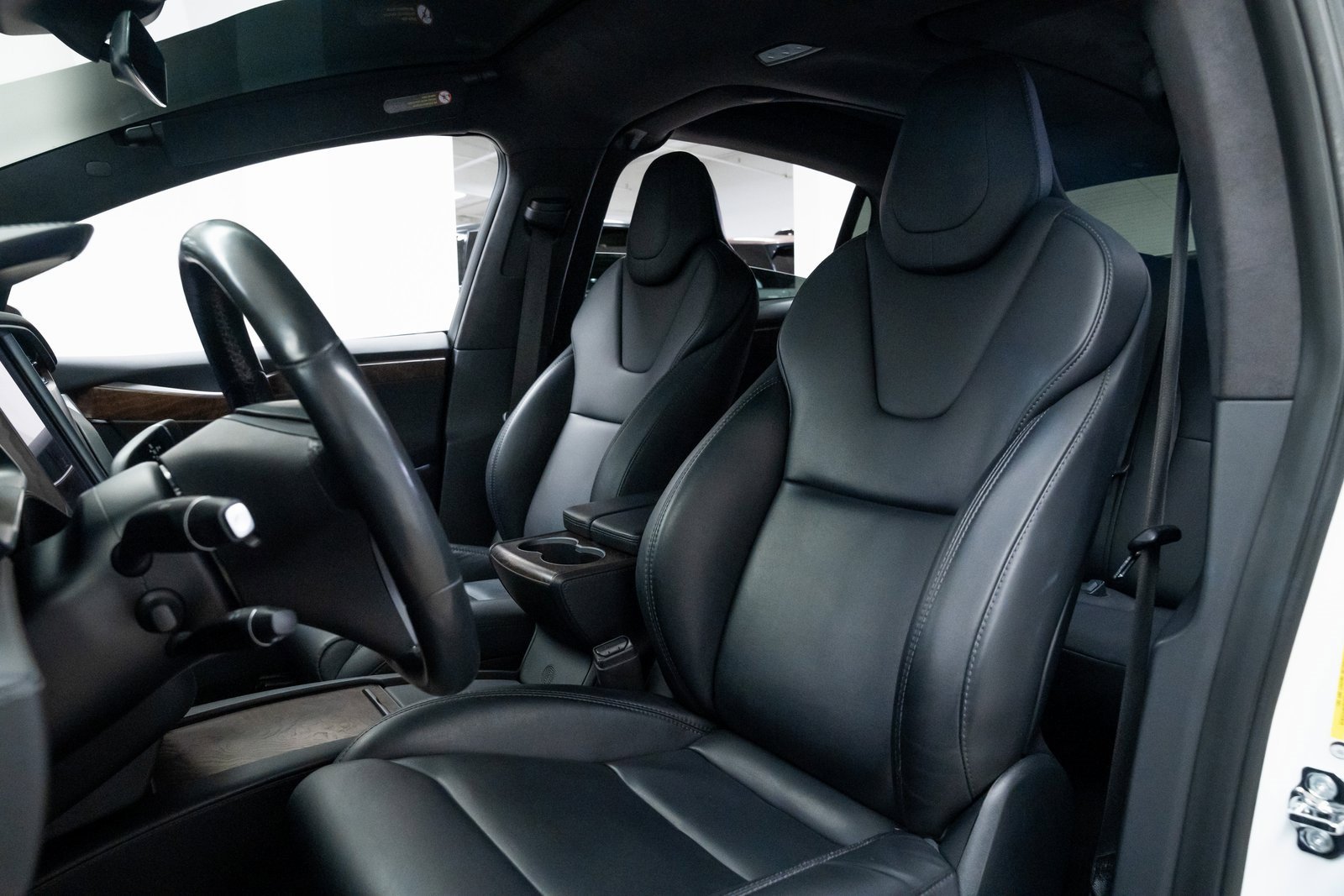 Used 2019 Tesla Model X 100D image 16