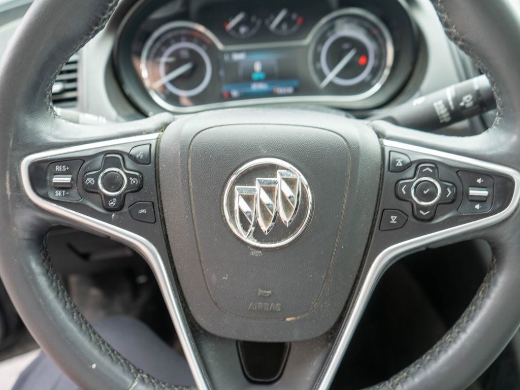 Used 2014 Buick Regal Premium AWD/4WD image 17