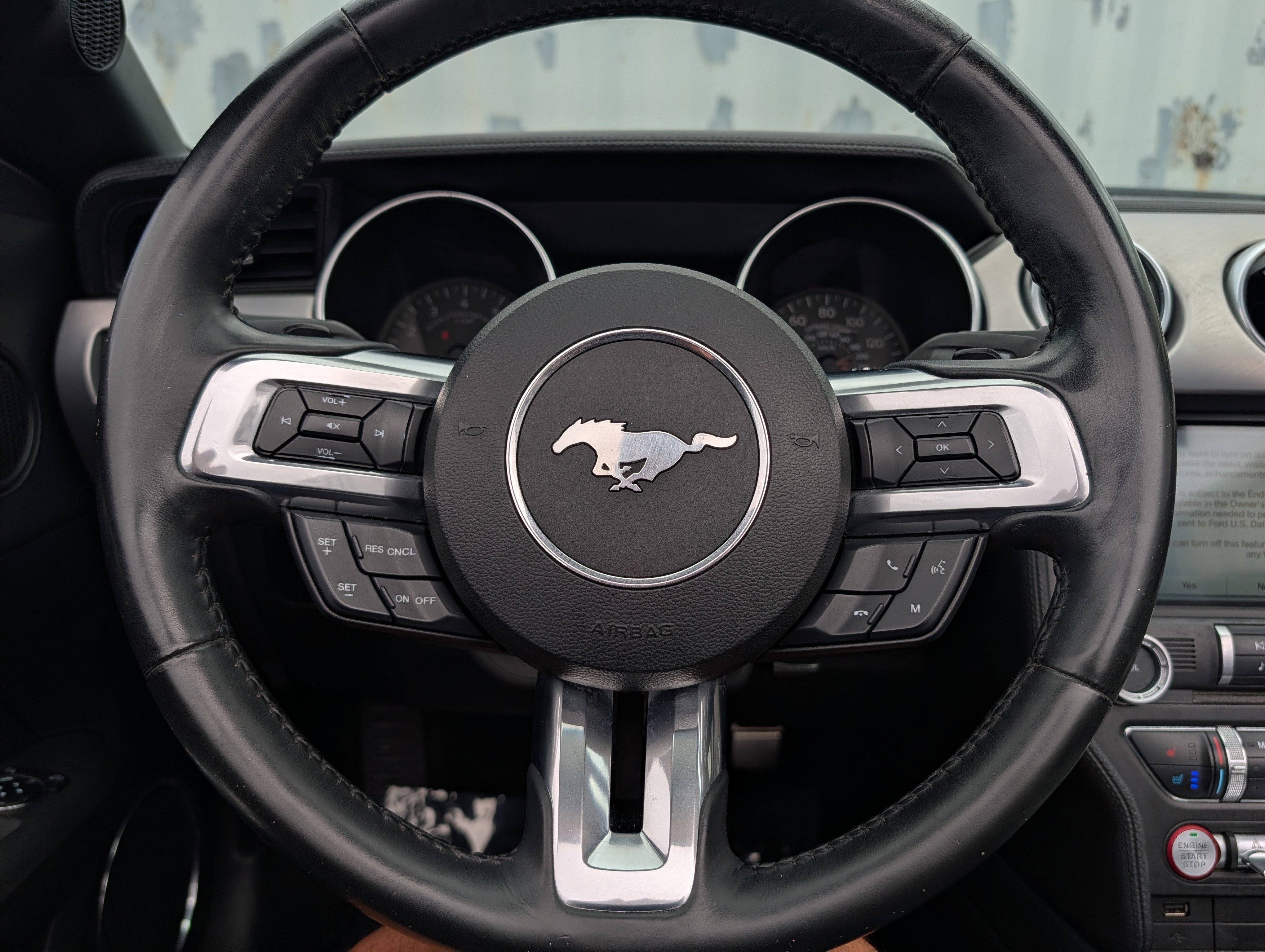 Certified 2018 Ford Mustang Premium RWD image 20