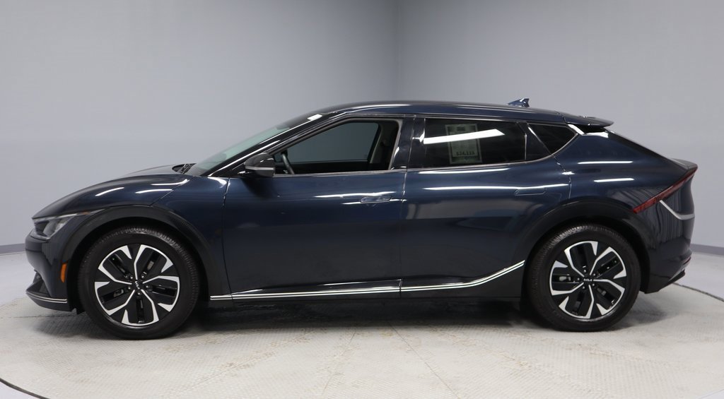 Used 2022 Kia EV6 Wind image 7