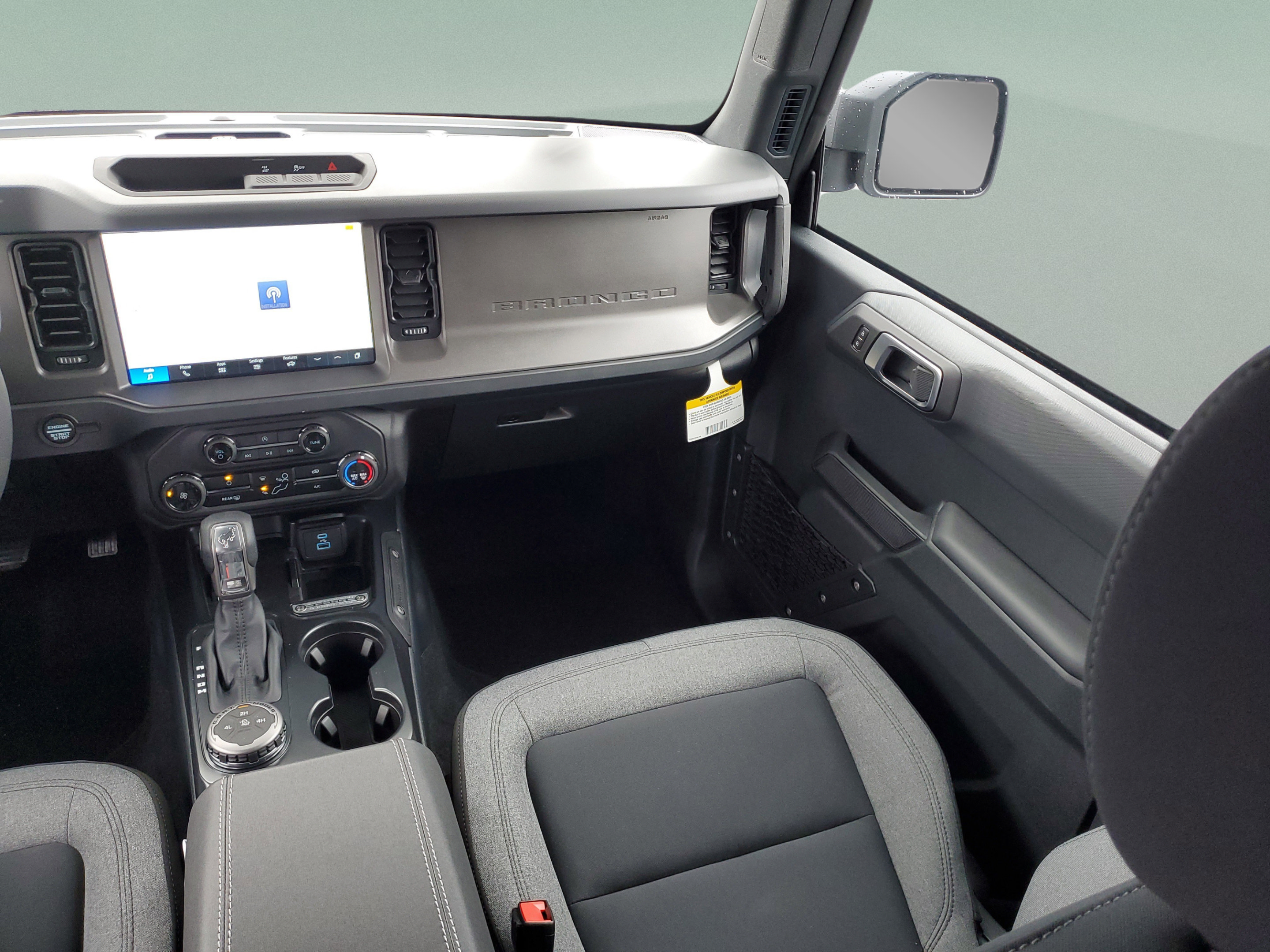 New 2025 Ford Bronco 4-Door AWD/4WD image 10