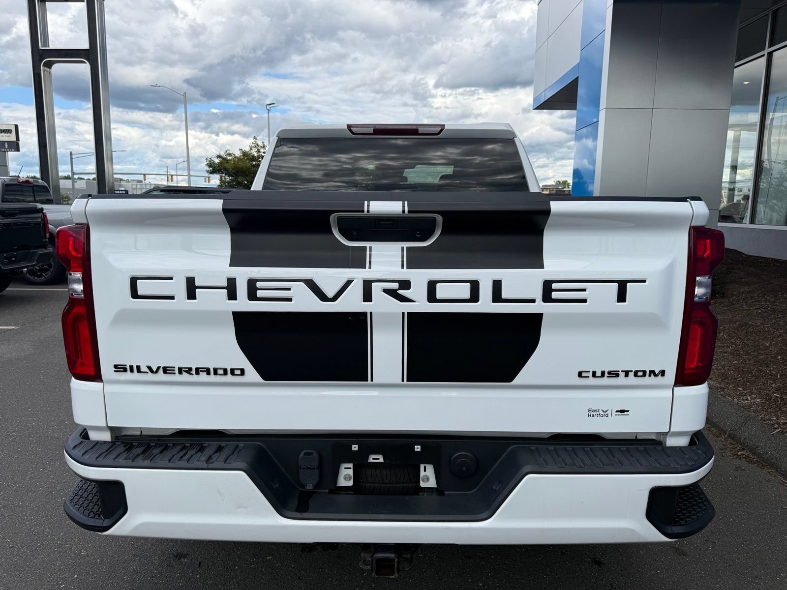 Used 2022 Chevrolet Silverado 1500 Custom w/ Rally Edition AWD/4WD image 7