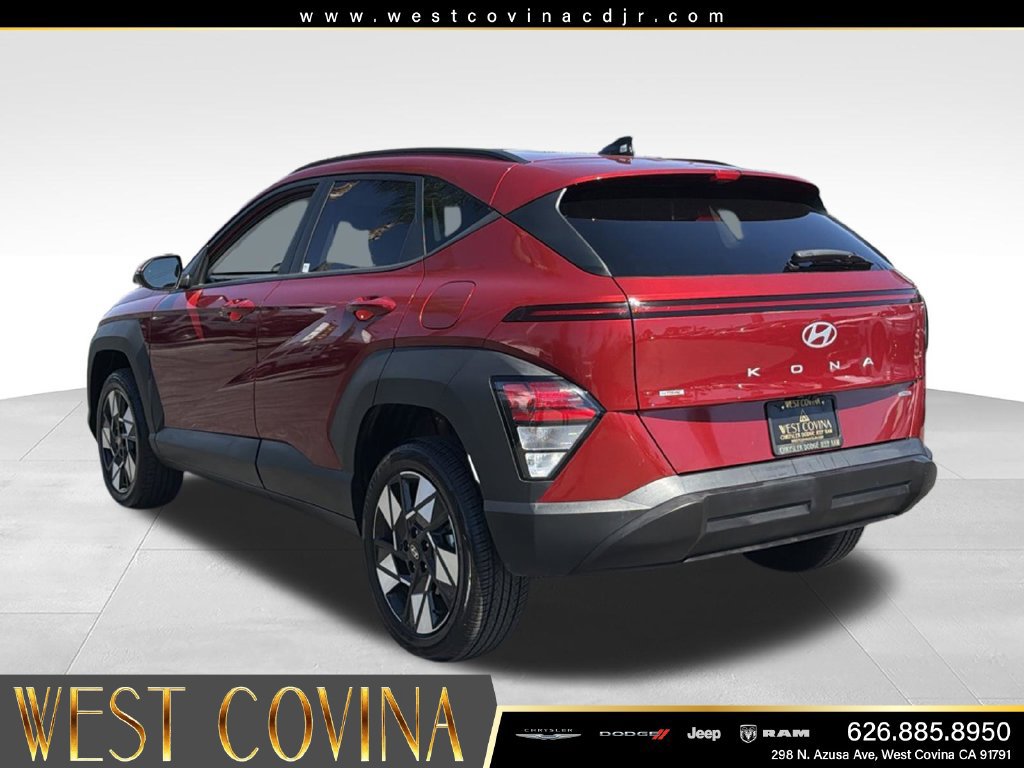 Used 2024 Hyundai Kona SEL AWD/4WD image 7
