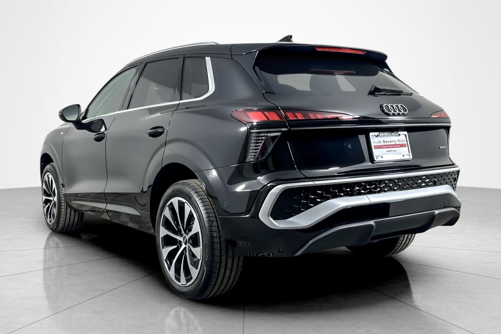 New 2026 Audi Q3 quattro 2.0T image 4
