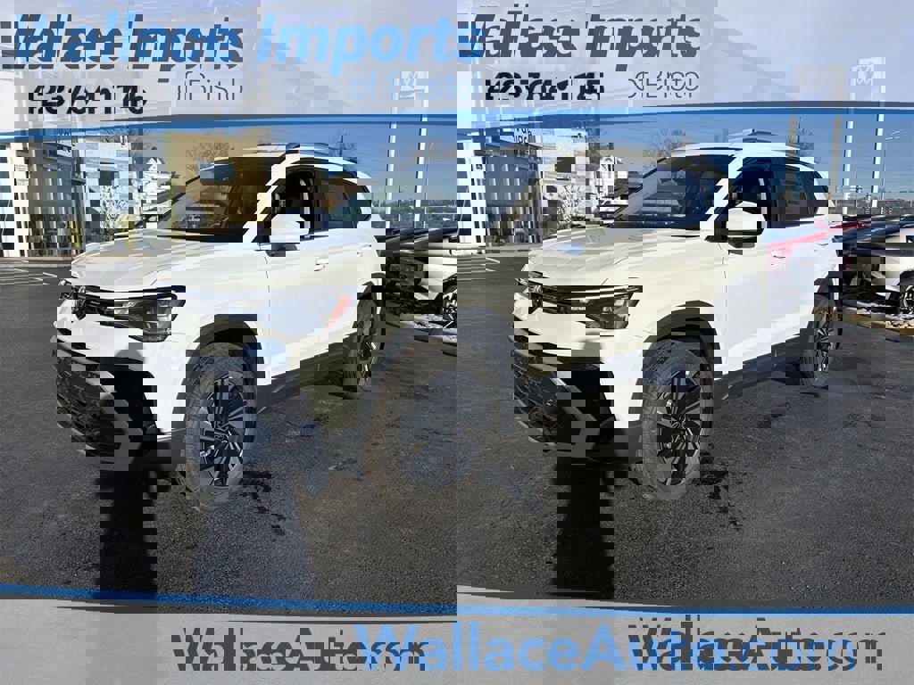 New 2025 Volkswagen Taos SE