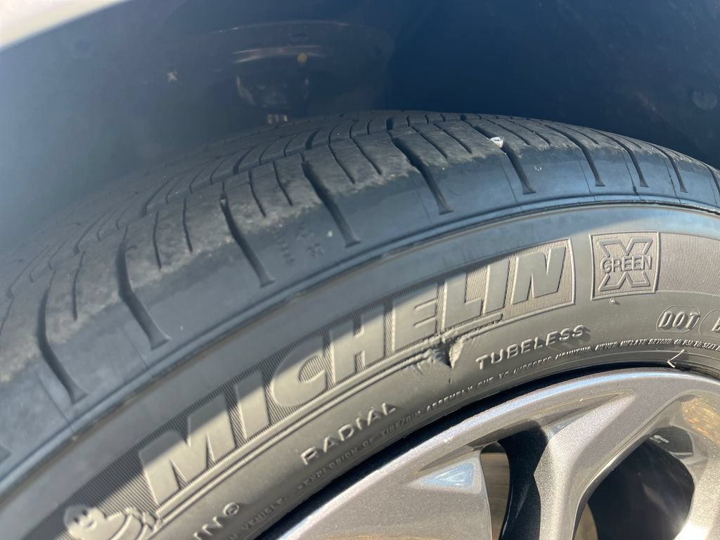 Certified 2023 Honda Accord EX image 29