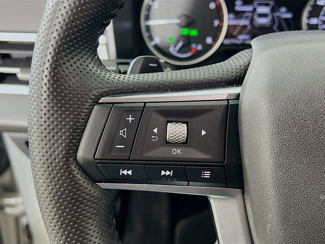 Used 2025 Mitsubishi Outlander SE AWD/4WD image 13