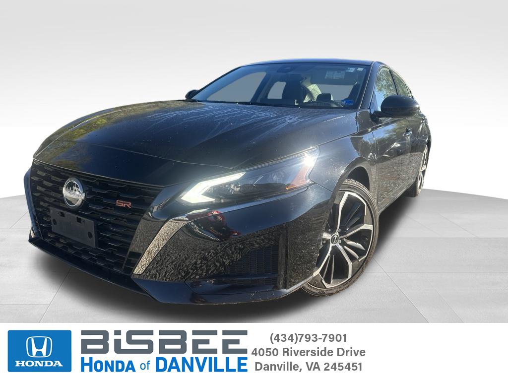 Used 2023 Nissan Altima 2.5 SR w/ SR Premium Package