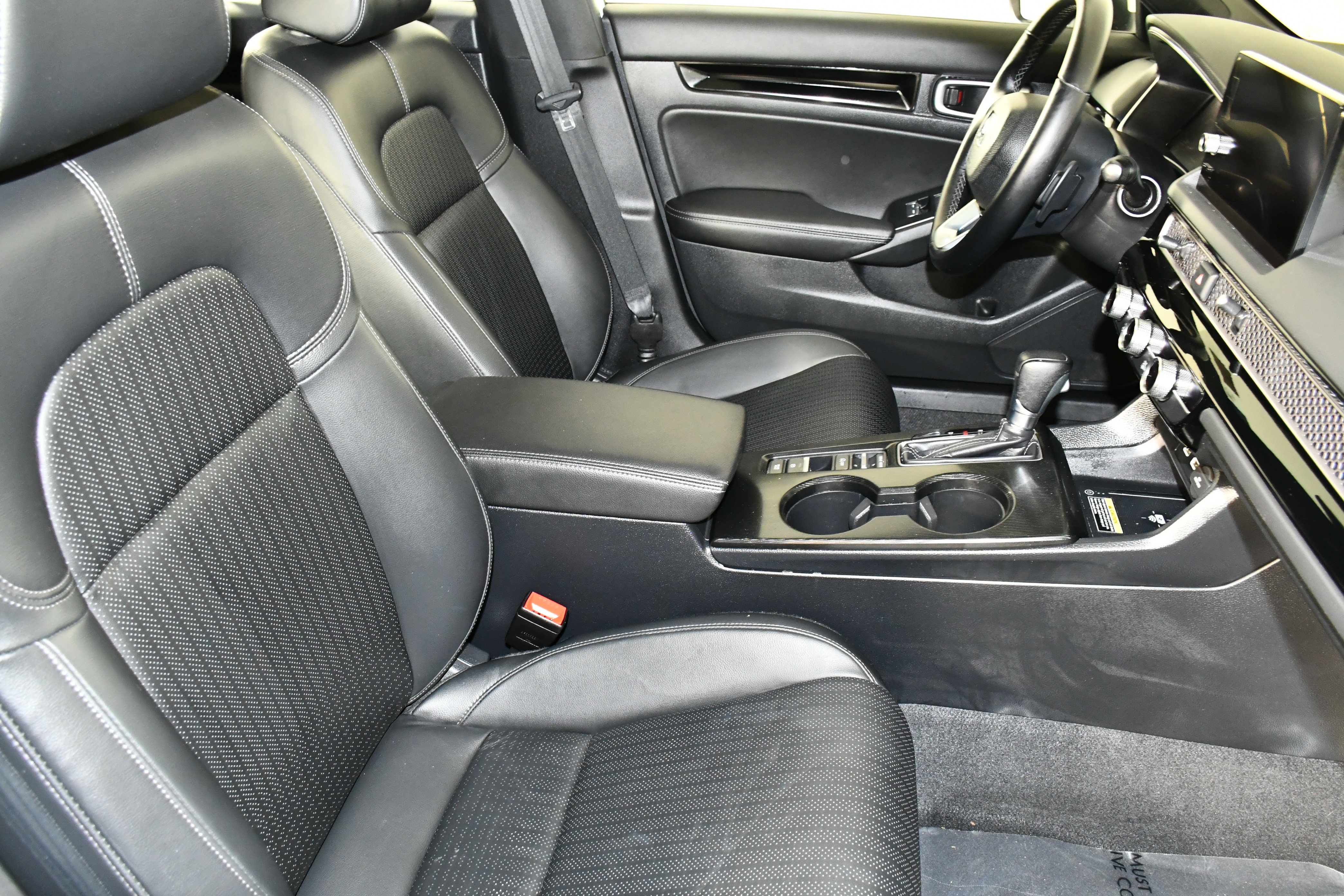 Certified 2024 Honda Civic Sport Touring image 41