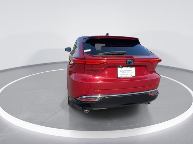 Used 2023 Toyota Venza Nightshade AWD/4WD image 7