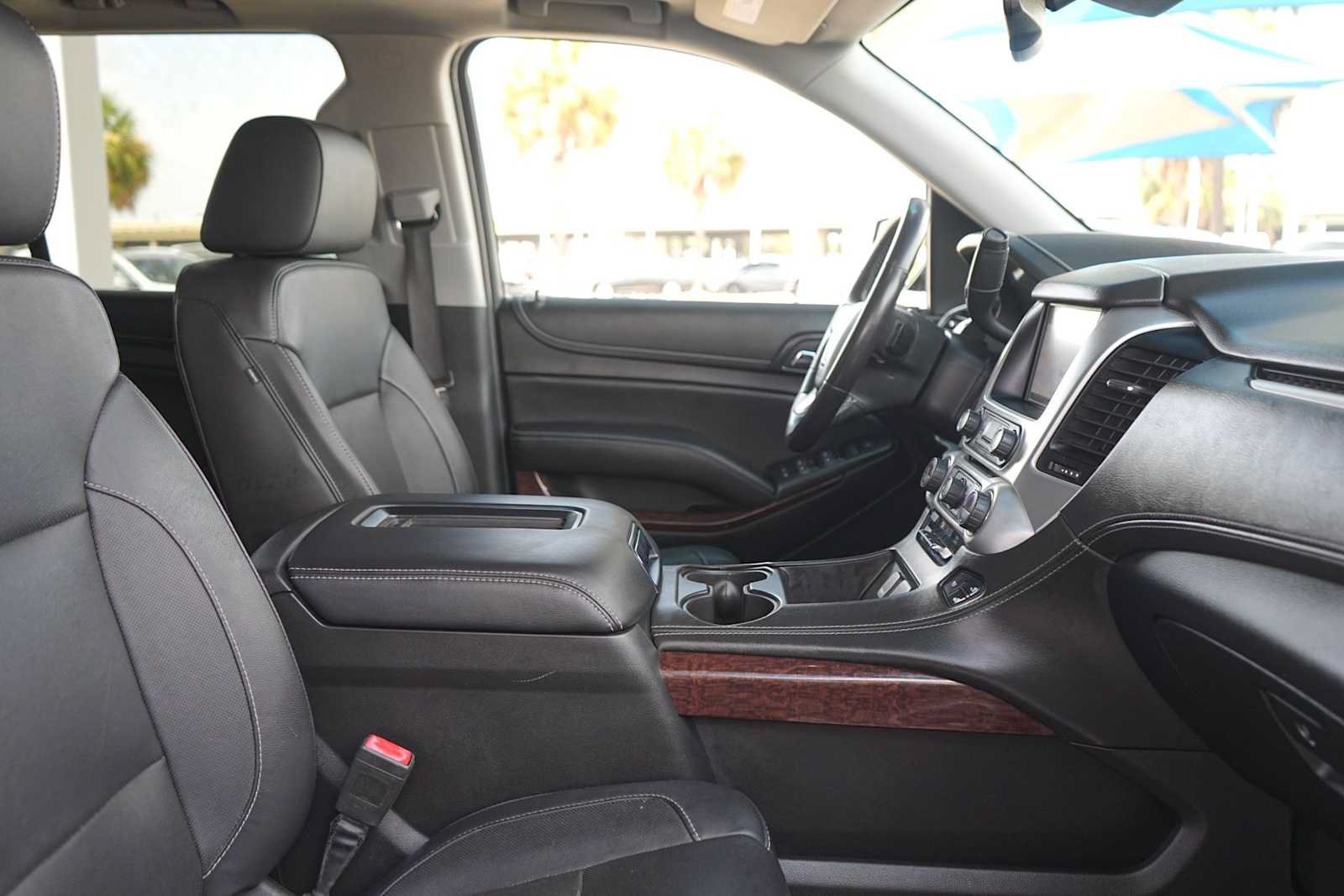 Used 2020 GMC Yukon SLT w/ Open Road Package AWD/4WD image 15