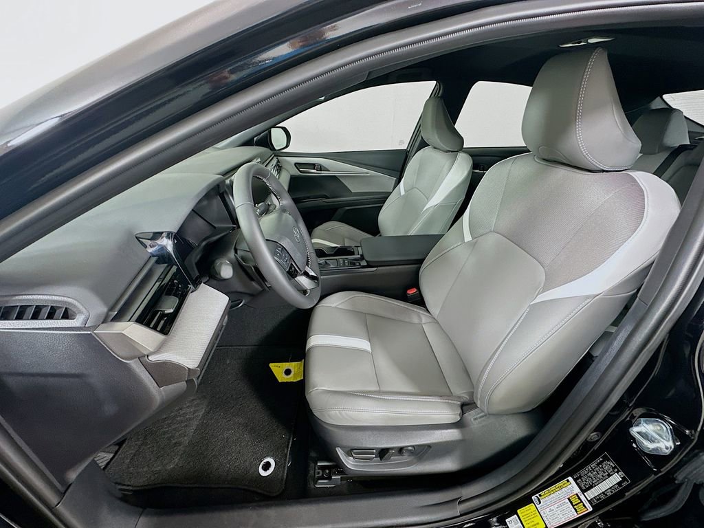 Certified 2025 Toyota Camry SE image 21