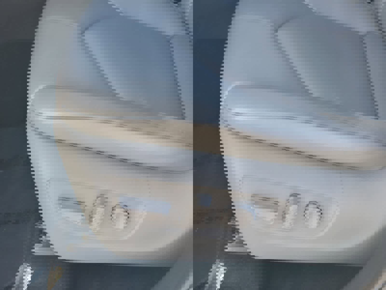 Used 2020 Toyota Highlander XLE image 12