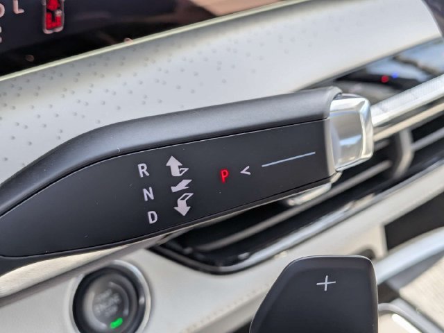 New 2027 Buick Enclave Avenir w/ LPO, Floor Liner Package AWD/4WD image 30