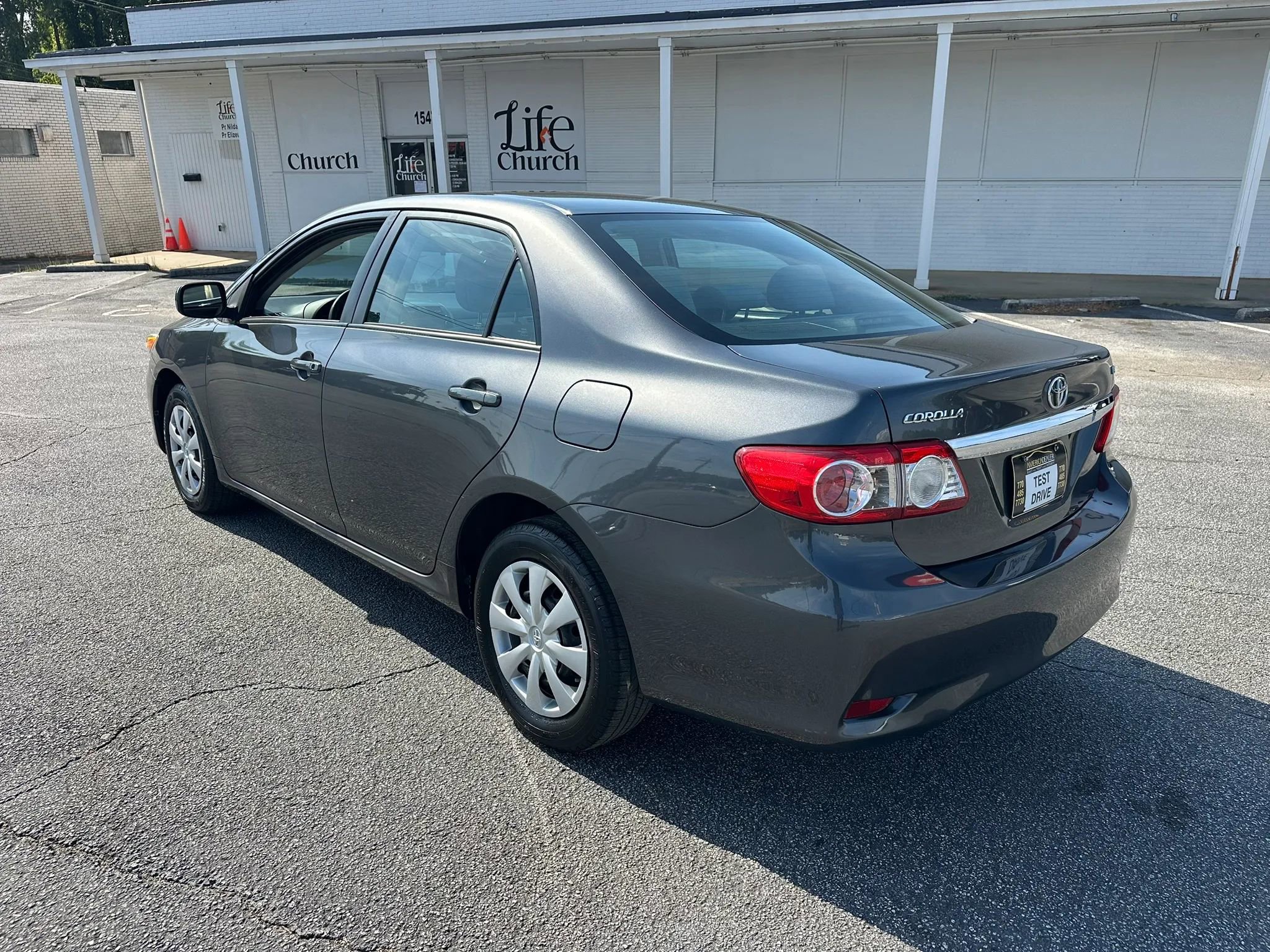 Used 2011 Toyota Corolla LE image 6