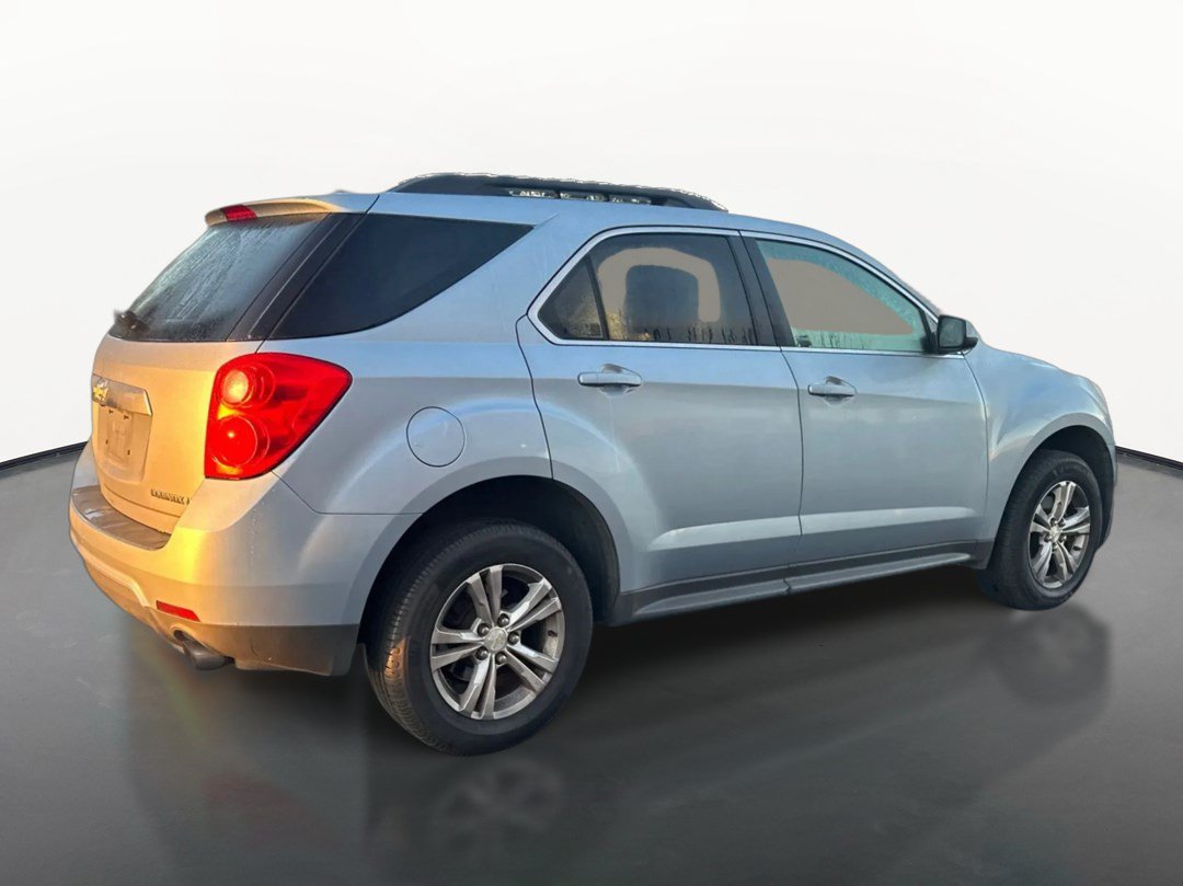 Used 2015 Chevrolet Equinox LT w/ Driver Convenience Package AWD/4WD image 3