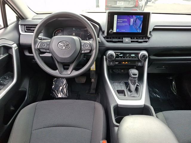 Used 2024 Toyota RAV4 LE image 12