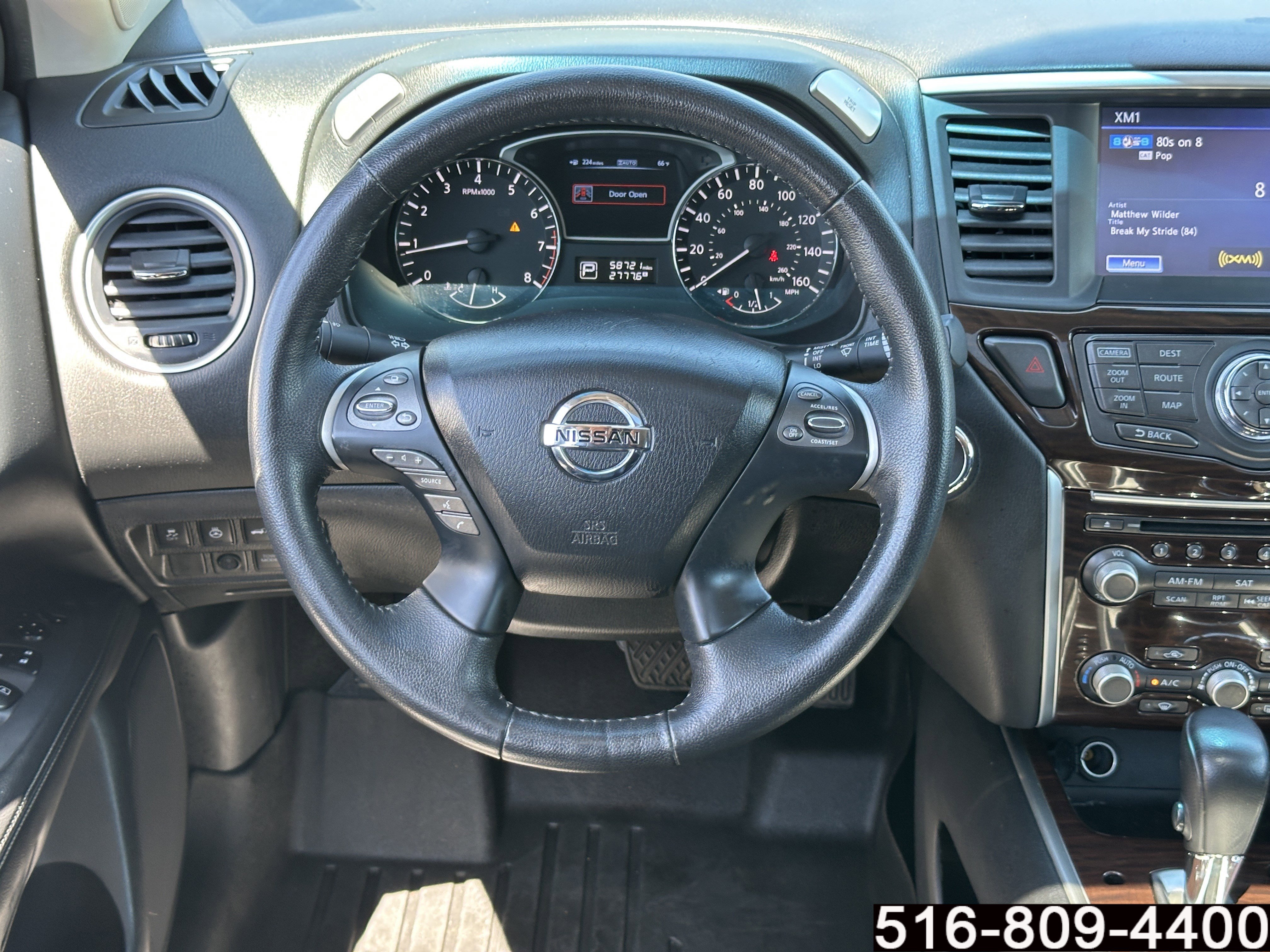 Used 2013 Nissan Pathfinder Platinum w/ Platinum Premium Pkg AWD/4WD image 12