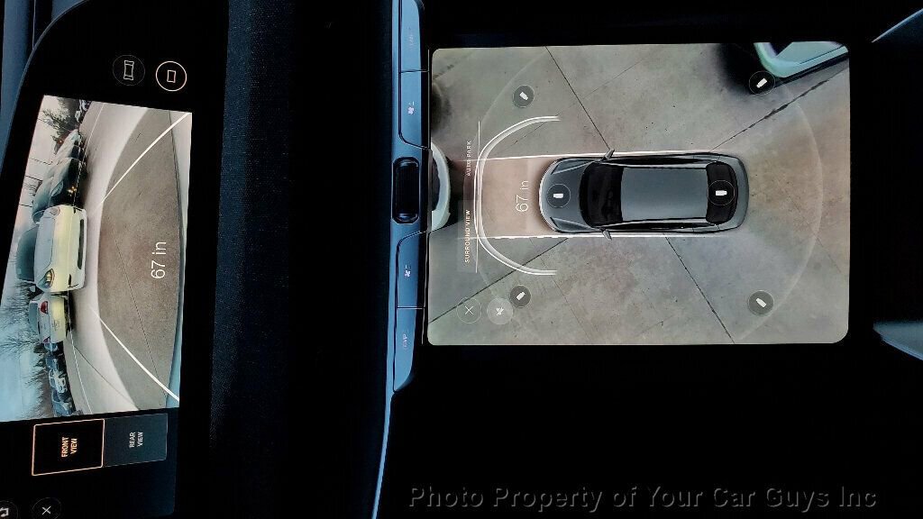 Used 2025 Lucid Air Pure image 33