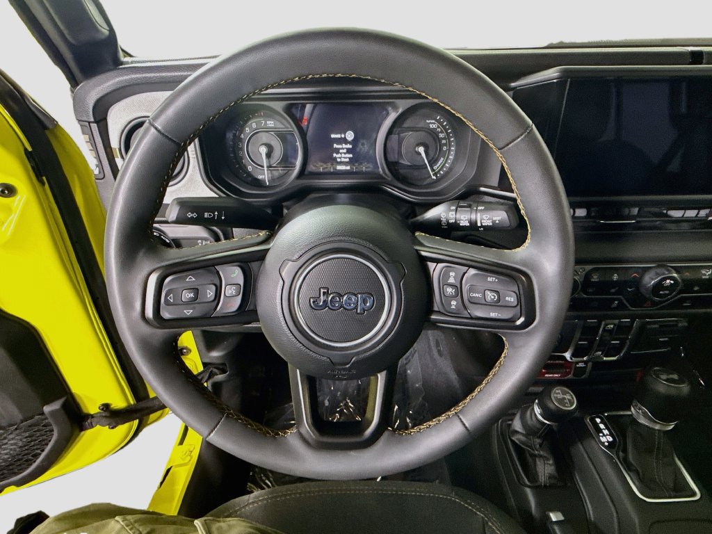 Used 2024 Jeep Wrangler Unlimited AWD/4WD image 19