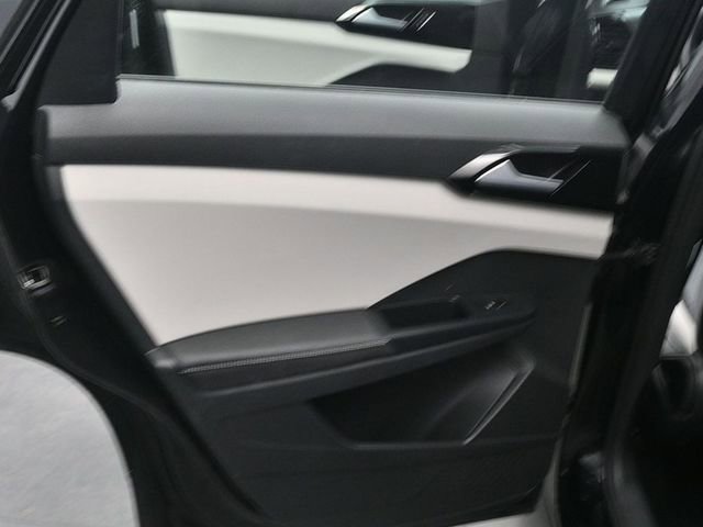 Used 2025 Volkswagen Taos S AWD/4WD image 13