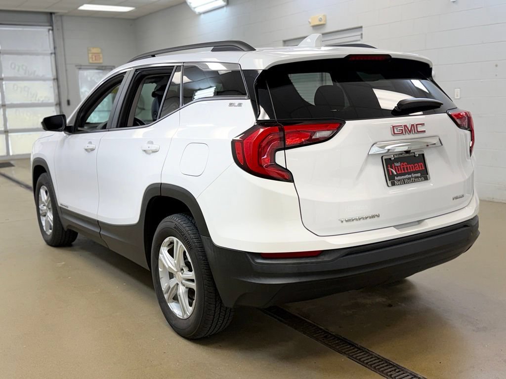Used 2021 GMC Terrain SLE w/ Driver Convenience Package AWD/4WD image 6