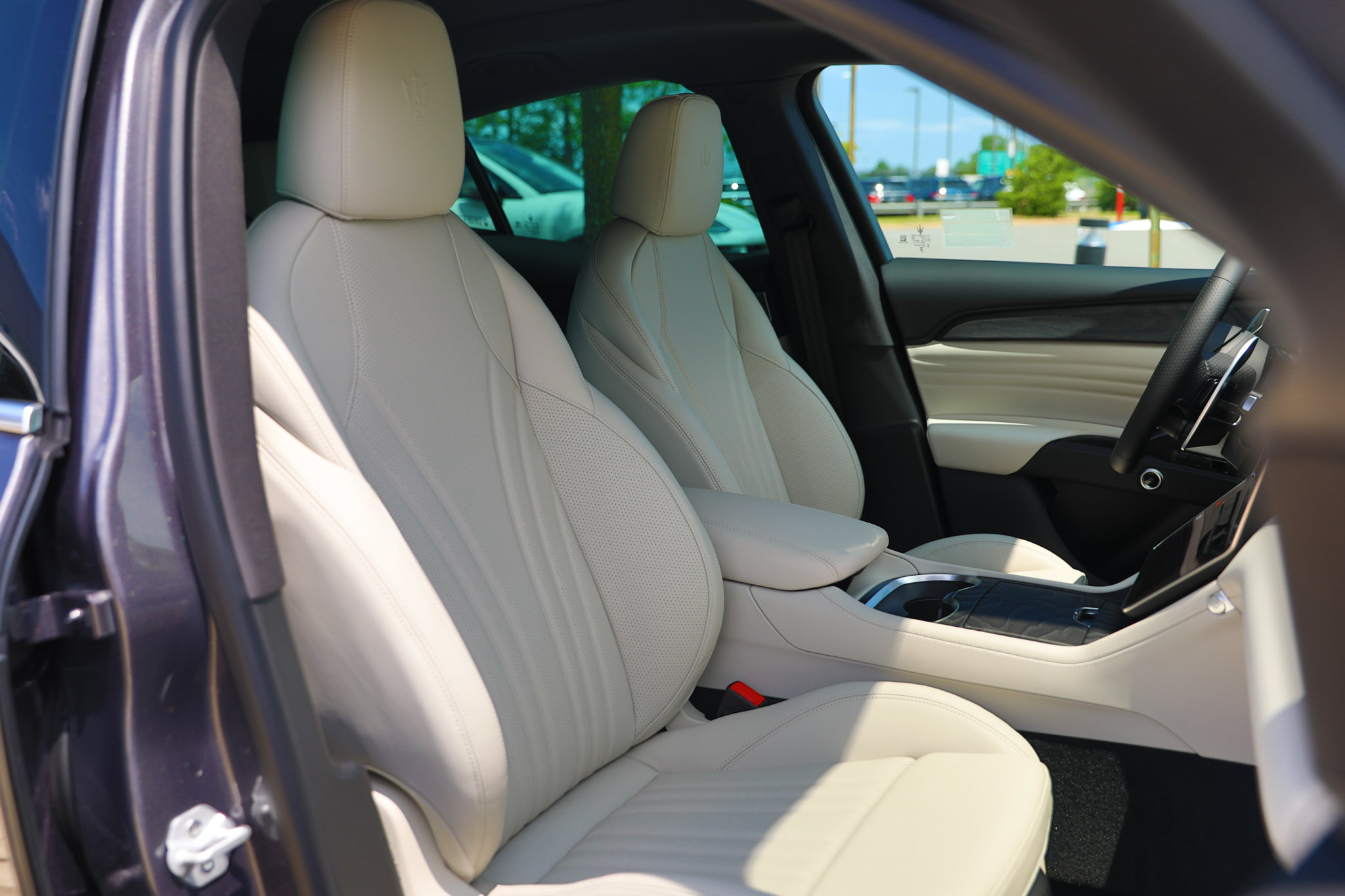 Used 2024 Maserati Grecale GT AWD/4WD image 54