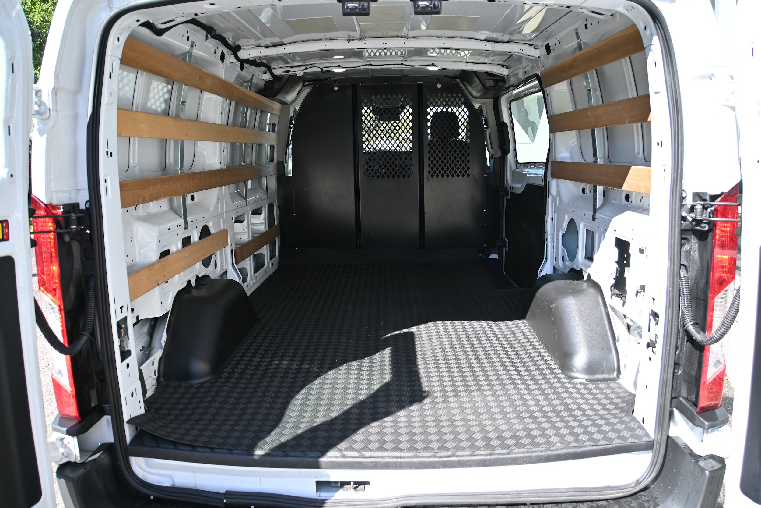 Used 2025 Ford Transit 250 Low Roof w/ Exterior Upgrade Package RWD image 6