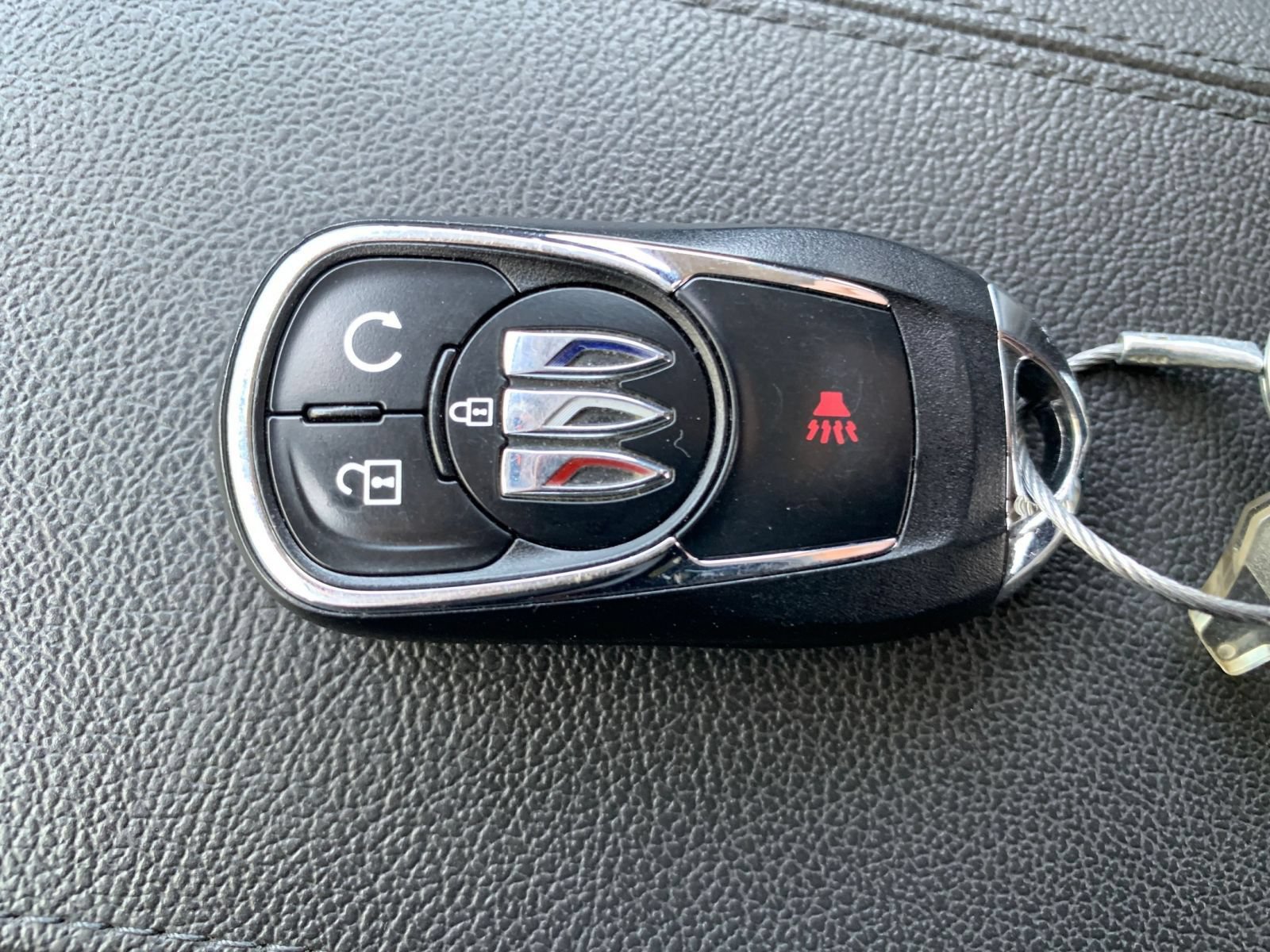 Used 2025 Buick Encore GX Preferred AWD/4WD image 22