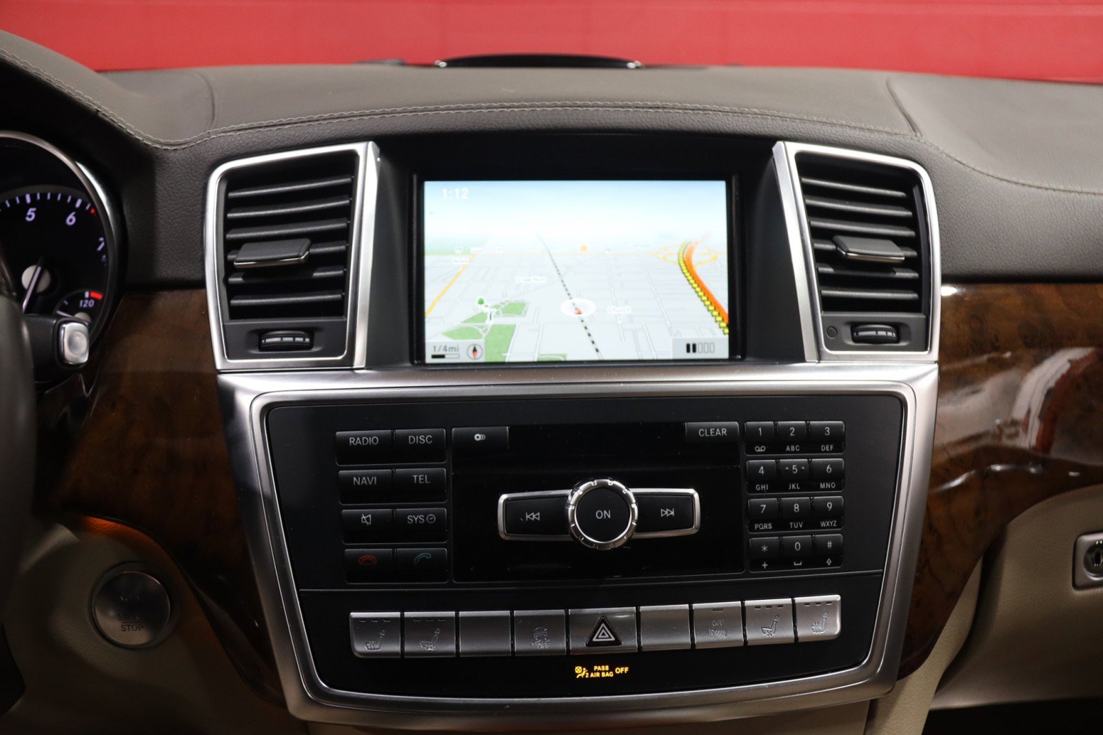 Used 2013 Mercedes-Benz GL 550 4MATIC AMG Sport 4dr Suv image 67