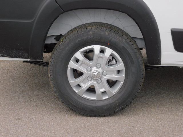 New 2024 RAM ProMaster 2500 w/ Quick Order Package 22G SLT image 11