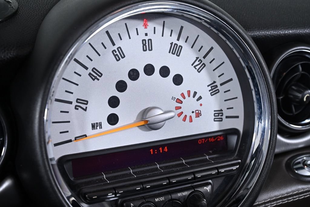 Used 2014 MINI Cooper Convertible FWD image 17