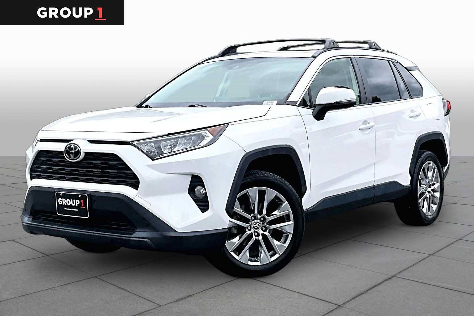 Used 2020 Toyota RAV4 XLE Premium AWD/4WD image 1