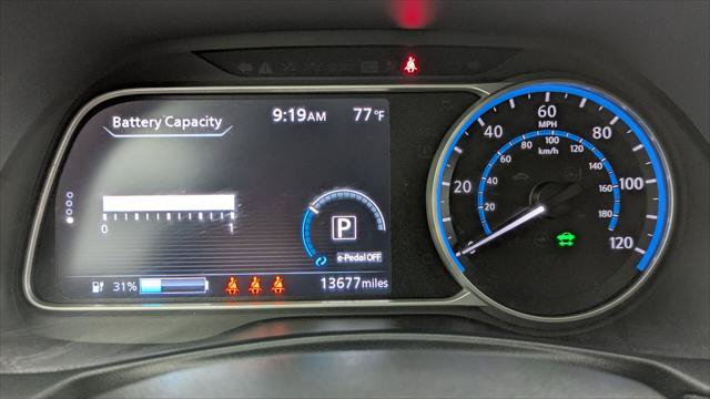 Used 2025 Nissan Leaf S FWD image 27