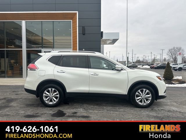 Used 2015 Nissan Rogue SV image 14