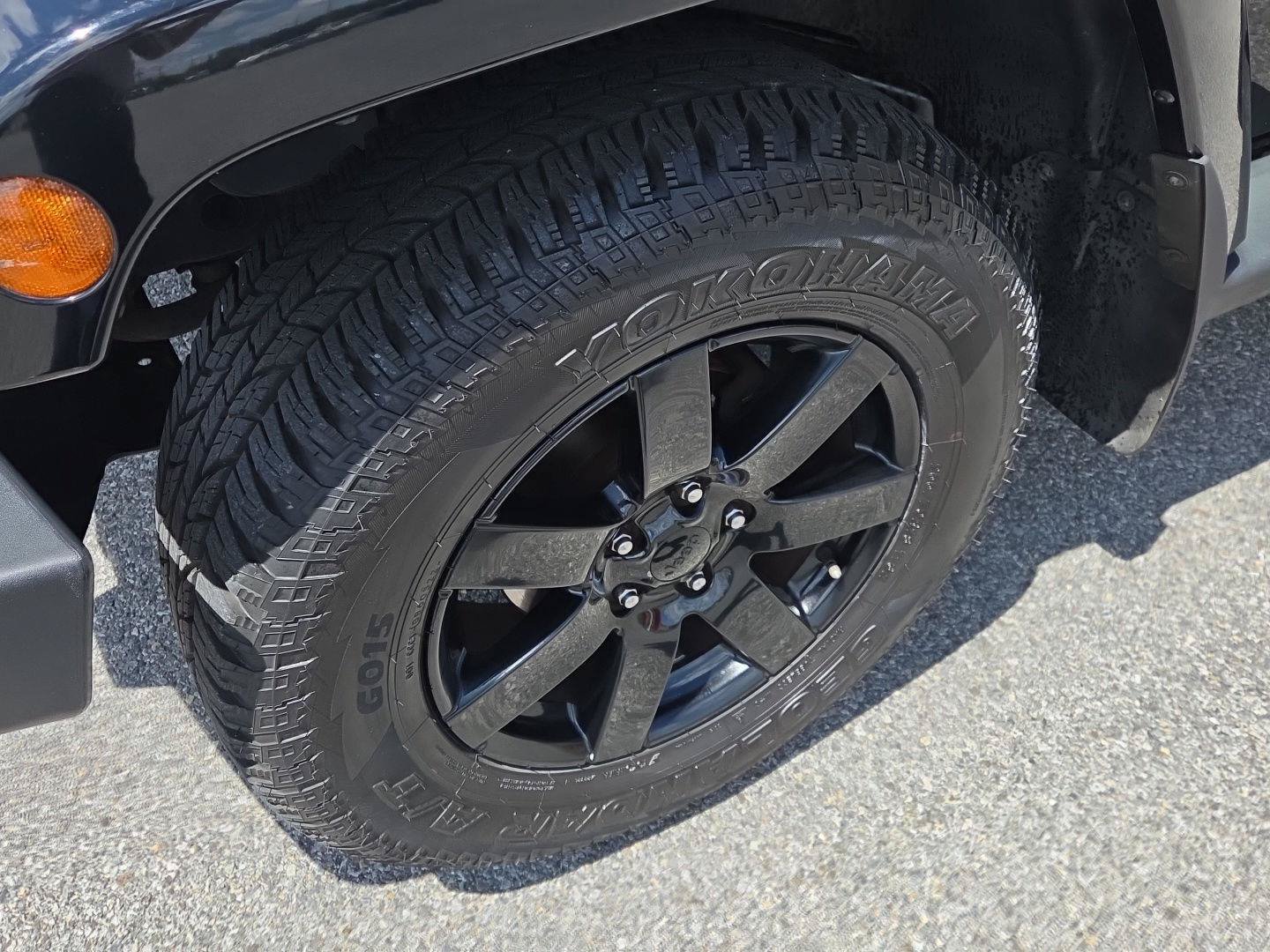 Used 2014 Jeep Wrangler Sahara AWD/4WD image 10