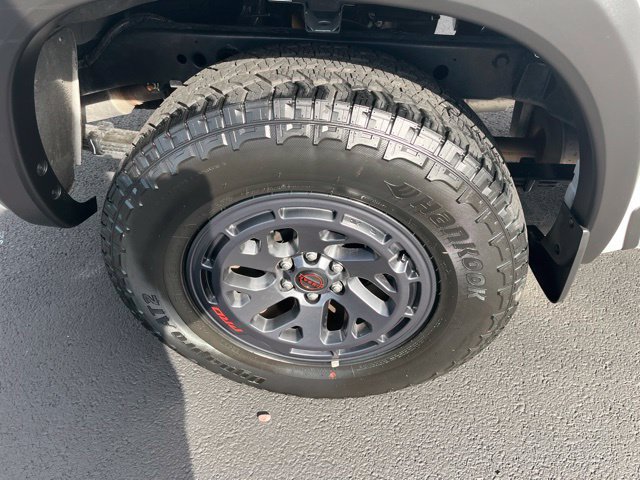 Used 2026 Nissan Frontier PRO-4X AWD/4WD image 17