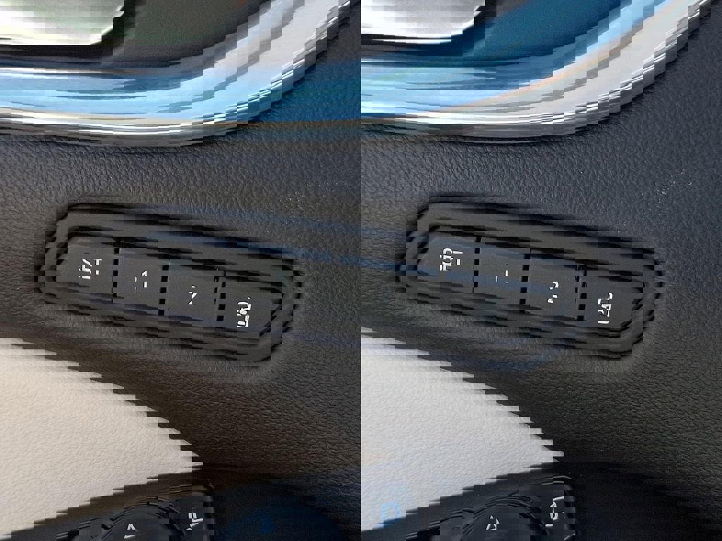 Certified 2023 Buick Enclave Premium w/ Experience Buick Package image 32