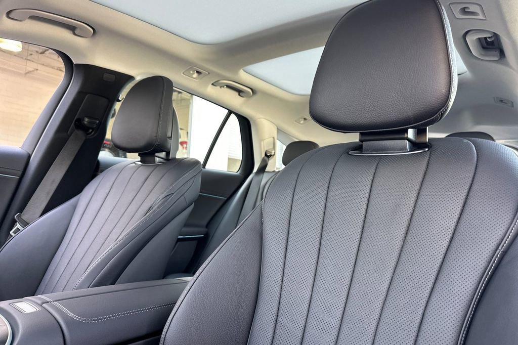 New 2025 Mercedes-Benz E 450 4MATIC All-Terrain Wagon image 11