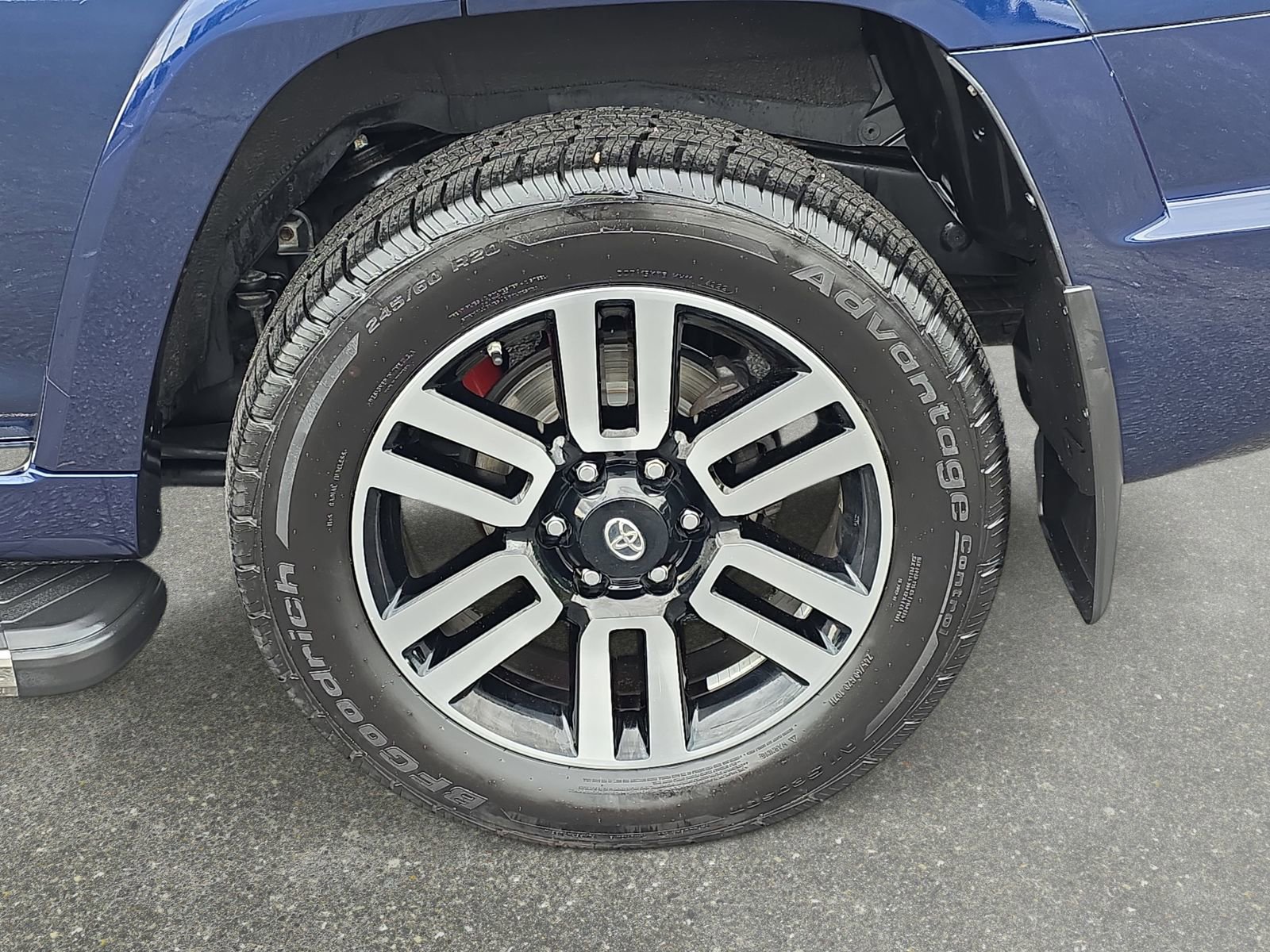 Used 2019 Toyota 4Runner Limited AWD/4WD image 32