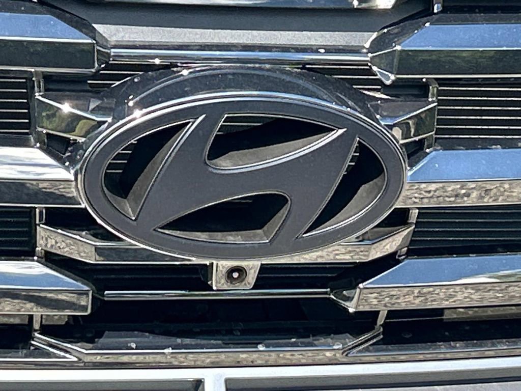 New 2025 Hyundai Tucson Limited FWD image 10