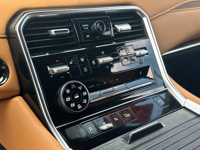 Certified 2025 Nissan Armada SL w/ Captain's Chari Seat Package AWD/4WD image 20