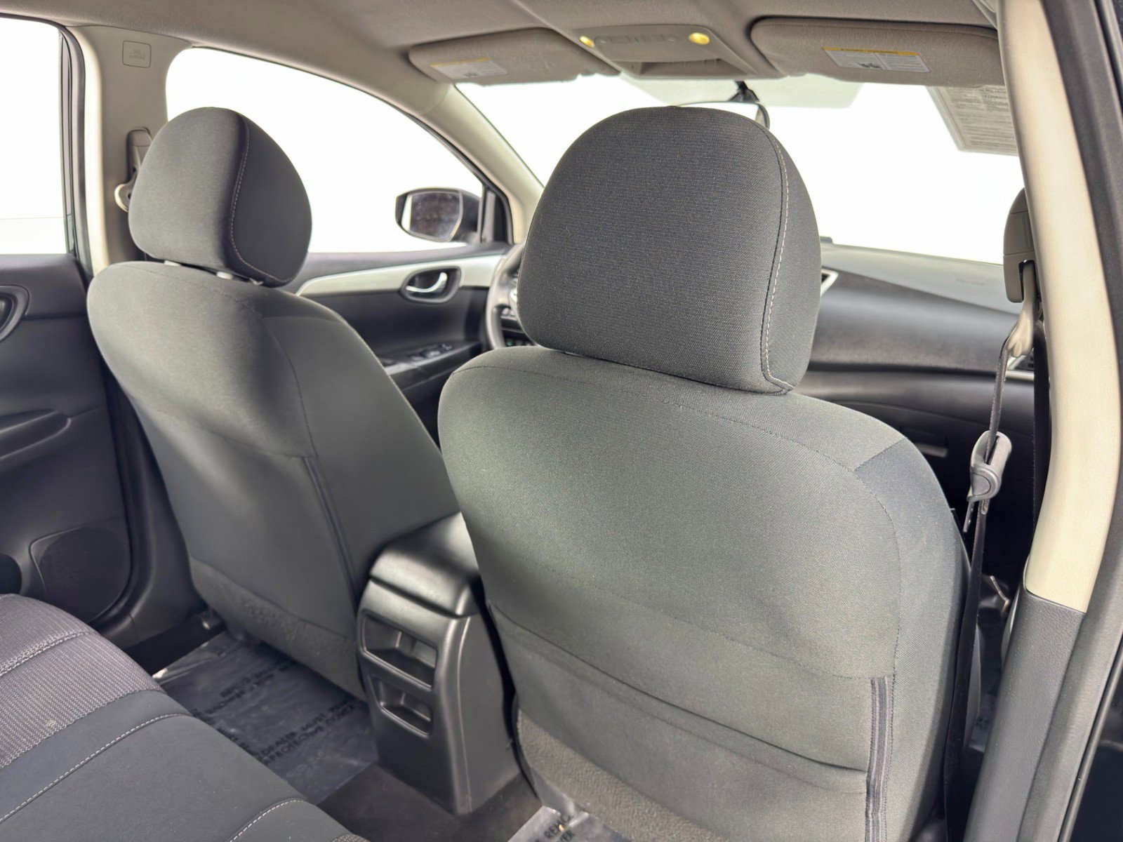 Used 2018 Nissan Sentra S image 29