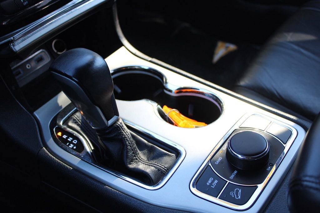 Used 2019 Jeep Grand Cherokee Limited image 43