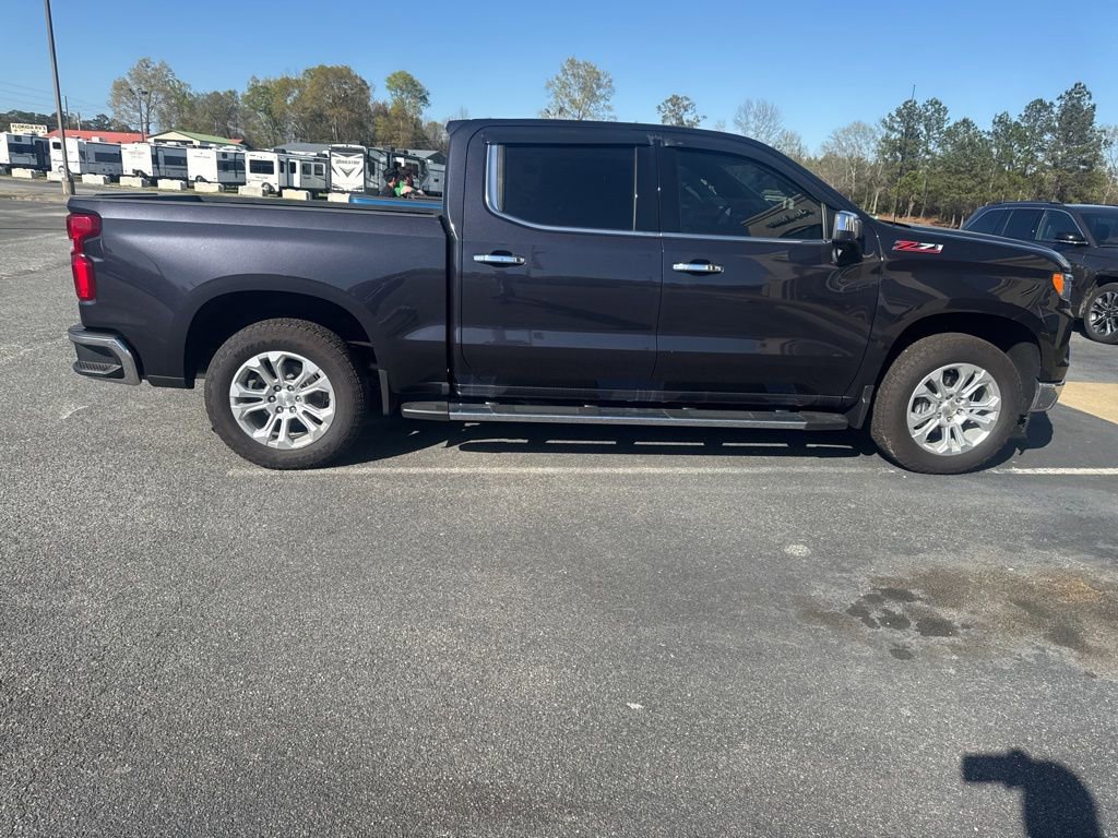 Used 2024 Chevrolet Silverado 1500 LTZ image 8