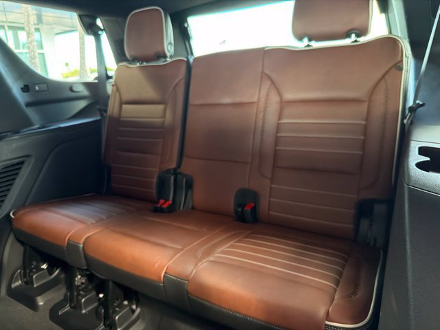 Used 2024 GMC Yukon Denali Ultimate AWD/4WD image 16