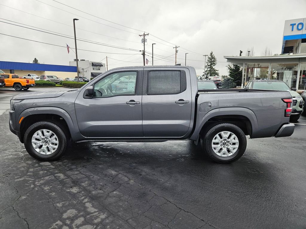 Used 2024 Nissan Frontier SV w/ SV Convenience Package image 3