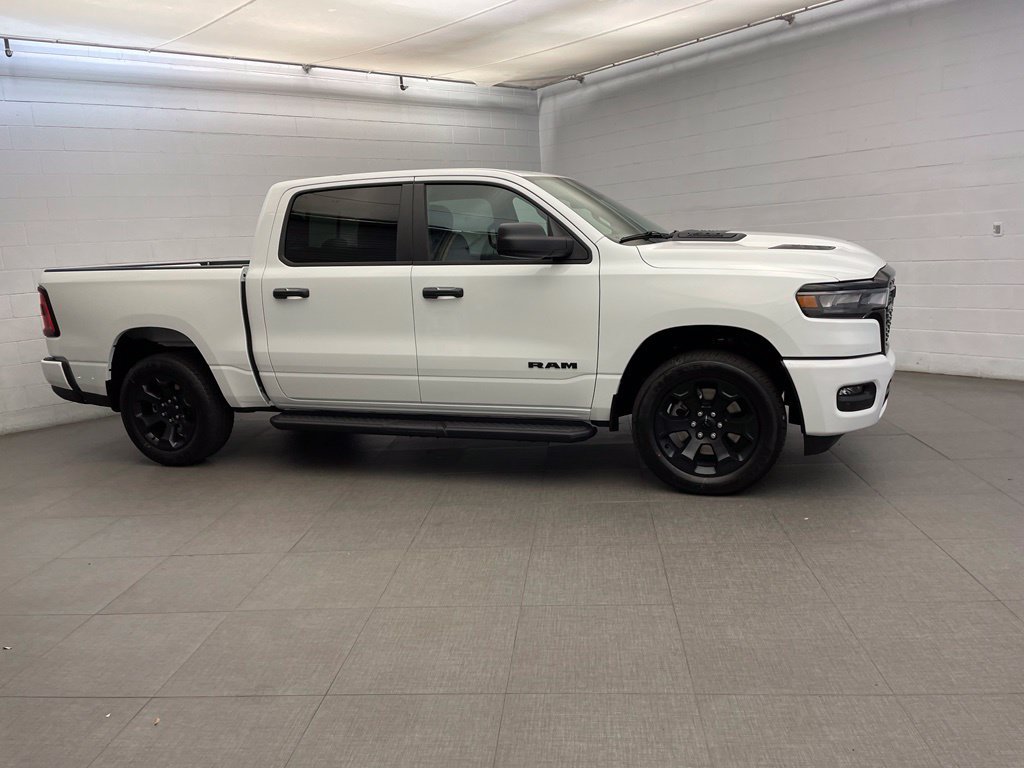 New 2026 RAM 1500 Express AWD/4WD image 2