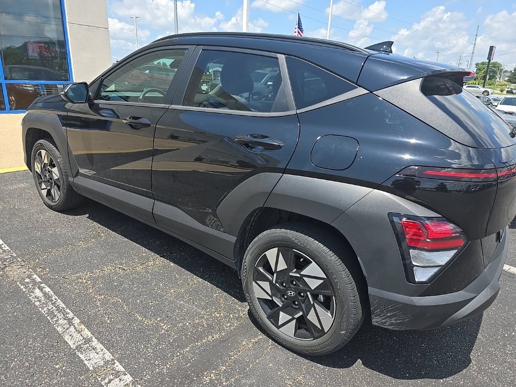 Used 2024 Hyundai Kona SEL w/ Convenience Package AWD/4WD image 6